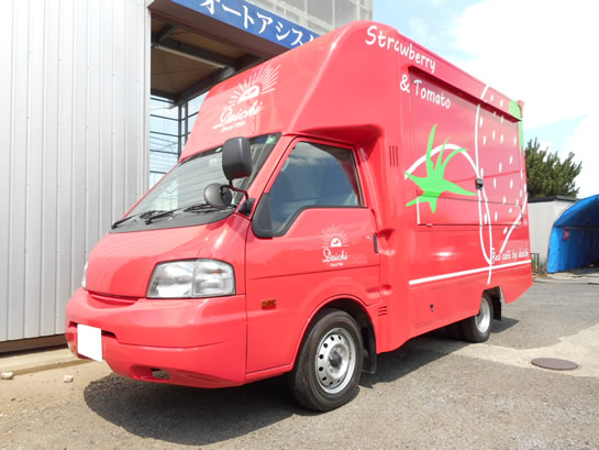 ストロベリージェラート移動販売車